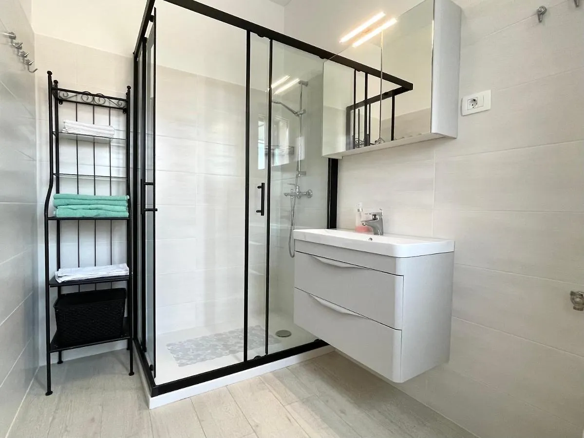 Modern Apartment In The Old Part Of Town Rijeka
